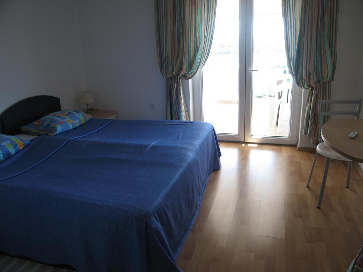 Apartmán Zimmer F2 Pula Exteriér fotografie